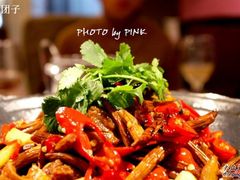 25-小巴辣子川湘菜餐厅(星游城店)