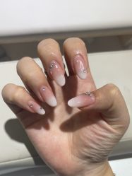 -晨·艺美甲美睫