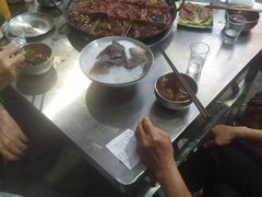 -铜元老码头鳝鱼火锅