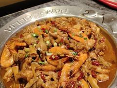 -胖哥俩肉蟹煲(长沙高铁吾悦广场店)