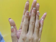 -首脑美容美发化妆美甲培训学校(龙岗校区)
