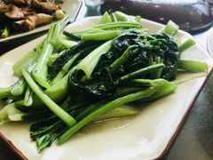 蒜蓉菜心-正宗鸡饭粤香酒家(朱村店)