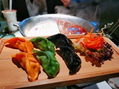 -湊湊火锅·茶憩(新中关购物中心店)