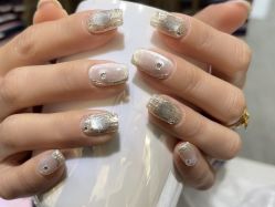 -爱纶美·美甲美睫半永久