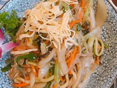 -益百岁牛尾汤(香山路店)