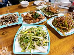 -兆辉木炭海鲜烧烤·海鲜小炒