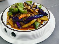 -何猫特色黄焖羊肉