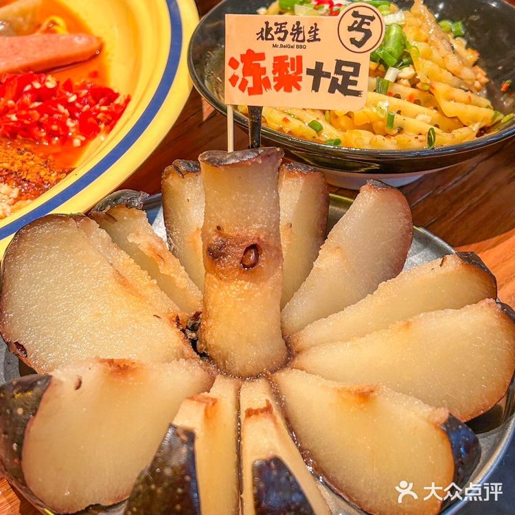 杭州滨江新开的这家东北烧烤店，真的是太火爆了！