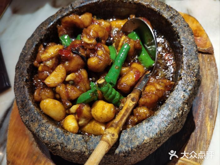桂满陇-西湖船宴(西单大悦城店)石锅杭椒牛蛙图片