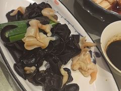 -海派美食·家宴海鲜青岛菜·石锅鲽鱼头(东方城店)