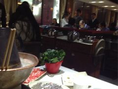 -羊家胡同·龙虾烧烤火锅(龙汇路店)