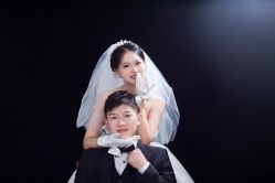 -第一夫人婚纱摄影(南京店)