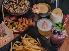 -TZ House音乐现场(来福士中心店)