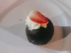 -池畔烧烤自助·海鲜·M秀演出(美高梅度假酒店)