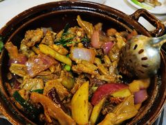 -胡须佬鸡煲四季火锅(龙珠大道店)