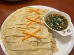 鲜豆腐皮-苗岭侗寨(金阳店)