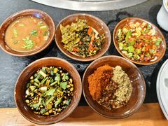 -阿山卓·野生菌火锅·纳西火塘烤肉