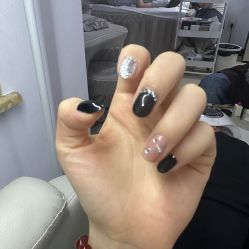 -瞧·享轻奢美甲美睫