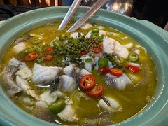 -重庆鸡公煲·青锅花椒鱼(牡丹江路店)