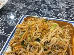 -八两八金·莱芜特色炒鸡(市南漳浦路店)