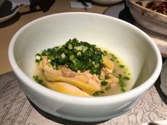 -穹六人间 people 6(岳阳路店)