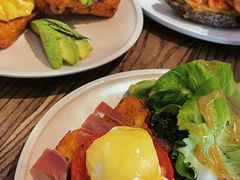 -Common Table · Brunch & Coffee