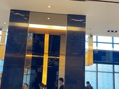 -上海龙之梦万丽酒店