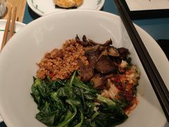 -一坐一忘云南菜(嘉里中心店)