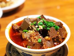 土冒血旺-炉小二铜锅牛蛙•川湘菜(三里屯店)