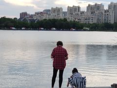 -南翔镇银翔湖公园