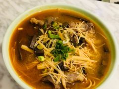 -轻捞慢起面馆(新世界百货店)