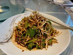凉拌折耳根-贵州大厦贵州厅(樱花园西街店)