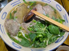 牛肉米线-云上千禾(水上店)