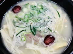 长寿雪浓汤-神仙雪浓汤(明洞店)