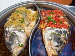 -阿瓦山寨·湘菜现炒·剁椒鱼头王(咸阳总店)