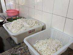 -正宗杨记普洱酸醋米线(总店)
