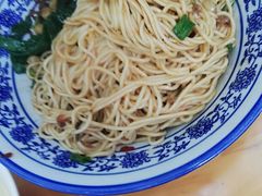 -渝之汇牛肉豌杂面
