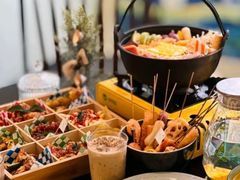 -巧克力渔家.小船海鲜胶东菜(万平口店)