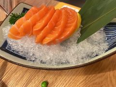 挪威三文鱼刺身-西月山居匠心创意料理(江汉路新佳丽广场店)