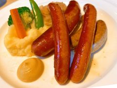 -LENBACH兰巴赫西餐啤酒坊(大连东港店)