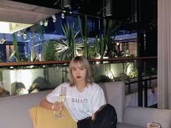 -The ROOF (通盈中心店)