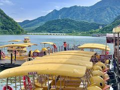 -宝晶宫旅游景区