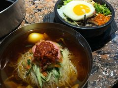 -啊美丽炭火烤肉(滑翔一店)