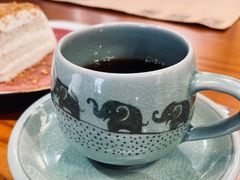 -Be Lived Cafe比例咖啡(摩天轮店)