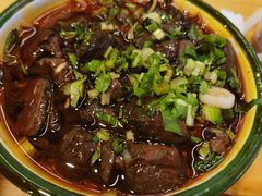 -拈签一笑黄牛肉辣卤串串