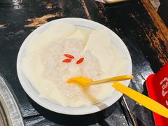 -周小明火锅(黑金冠社区店)