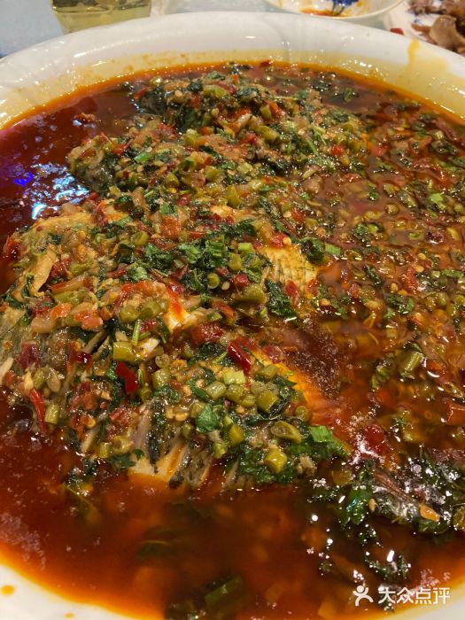 双流传承老妈兔头(玉林总店)藿香鲫鱼图片