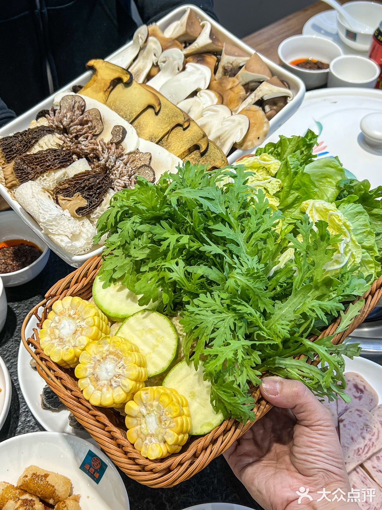 🔥【独家爆料】这家野山菌火锅，竟然这么好吃！