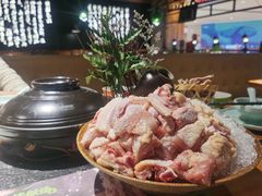 -洪氏嗨捞·广东猪肚鸡·椰子鸡火锅(西咸万象城店)