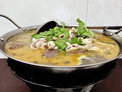 -余杨鸭鸭餐厅